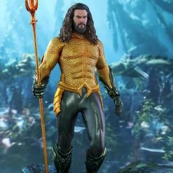 Hot Toys Aquaman - Aquaman 1:6 Scale Action Figure Featured Products 13 Hot Toys Aquaman - Aquaman 1:6 Scale Action Figure Featured Products