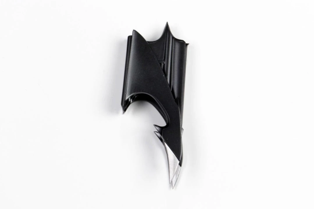 NECA New Arrivals Batman (1989) - Batarang Prop Replica 4 NECA New Arrivals Batman (1989) - Batarang Prop Replica