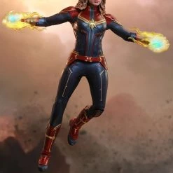 Hot Toys New Arrivals Captain Marvel - Captain Marvel 1:6 Scale Action Figure