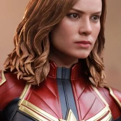 Hot Toys New Arrivals Captain Marvel - Captain Marvel 1:6 Scale Action Figure
