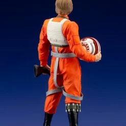 Kotobukiya New Arrivals Star Wars - Luke Skywalker X-Wing Pilot 1:10 Scale ArtFX+ Statue