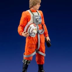 Kotobukiya New Arrivals Star Wars - Luke Skywalker X-Wing Pilot 1:10 Scale ArtFX+ Statue